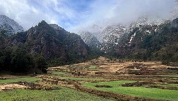 Can you do the Kanchenjunga Trek without a guide?