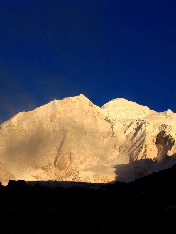Manaslu Trekking