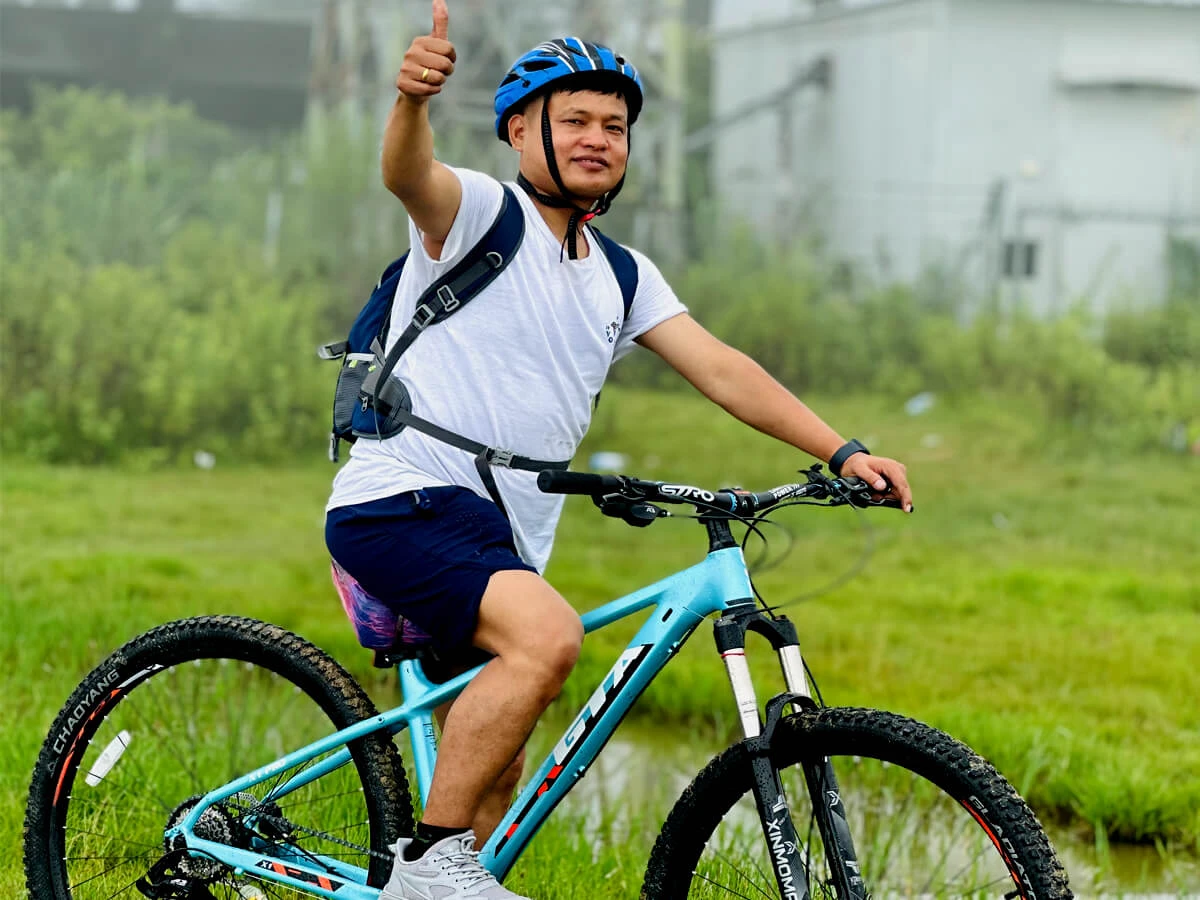 Cycling in Kathmandu Valley