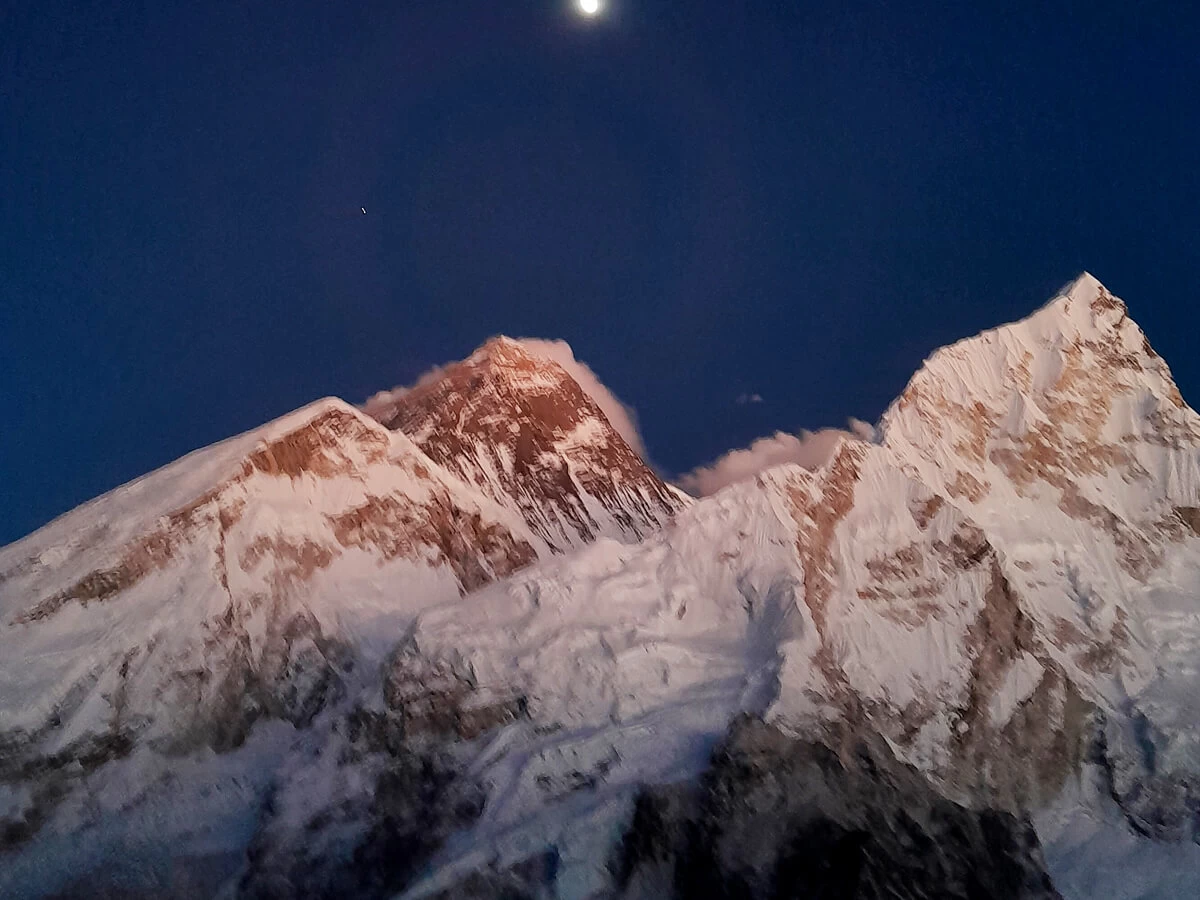 Everest 2 Passes Trek