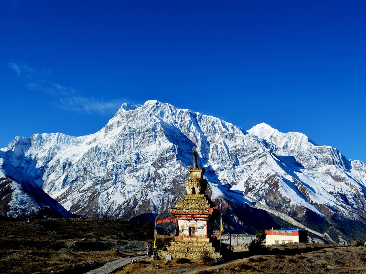 Manang Tilicho Lake Mesokantola Pass