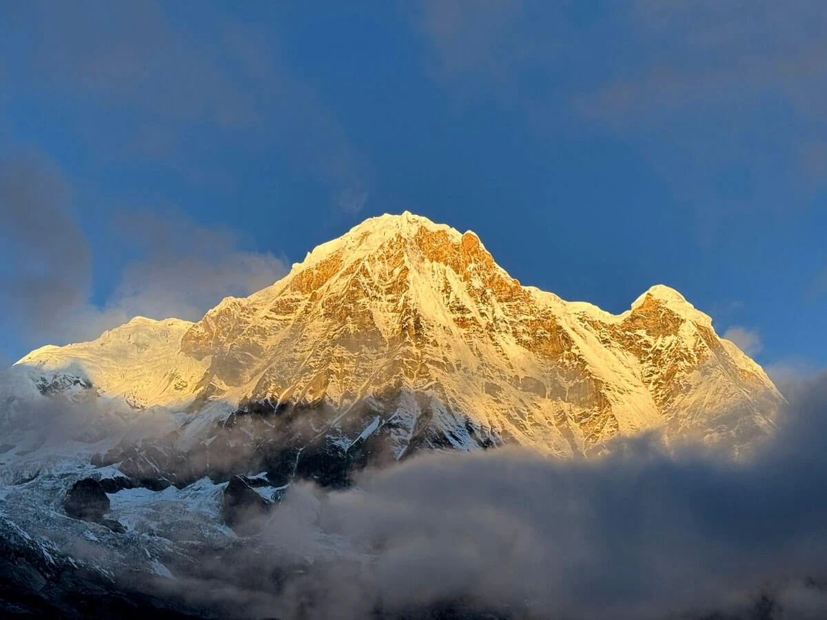 Helicopter Tour To Annapurna Base Camp
