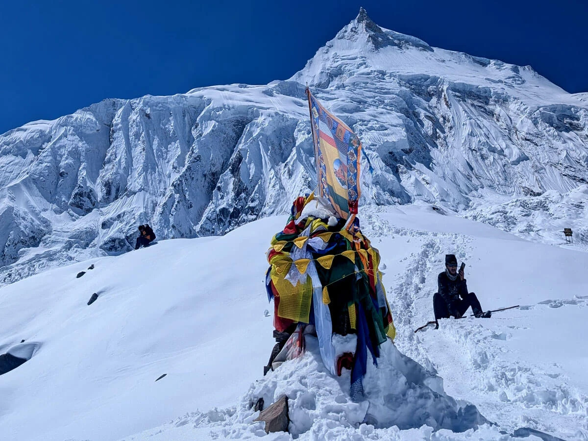 Manaslu Larke Pass Trek
